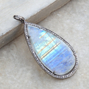 Natural Rainbow Moonstone Pave Diamond 925 Silver 18" Chain Pendant PEMJ-1225