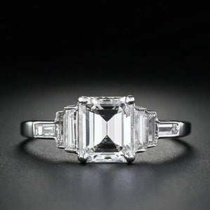 Amazing Engagement Ring 925 Sterling Silver 4.00Ct Near White Emerald Moissanite