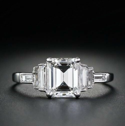 Amazing Engagement Ring 925 Sterling Silver 4.00Ct Near White Emerald Moissanite