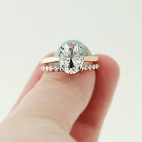 925 Sterling Silver 2.00 Ct Oval-Cut Moissanite Solitaire Bridal Engagement Ring